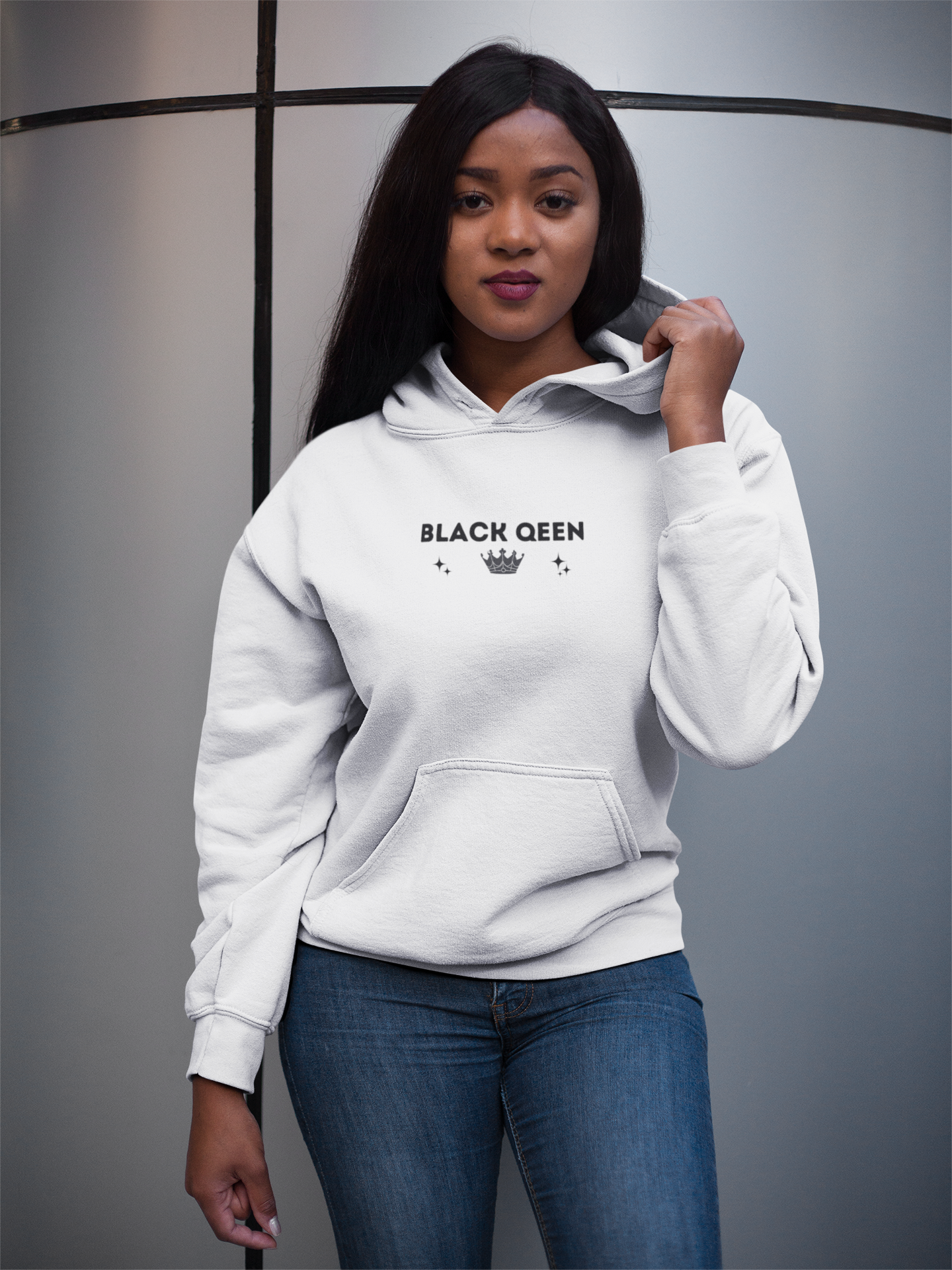 Black Queen Hooded Sweatshirt - Cozy Unisex Heavy Blend for Empowerment