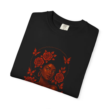 Crowned in Bloom: Afro Beauty Tee – Afrocentric Floral T-Shirt for Women